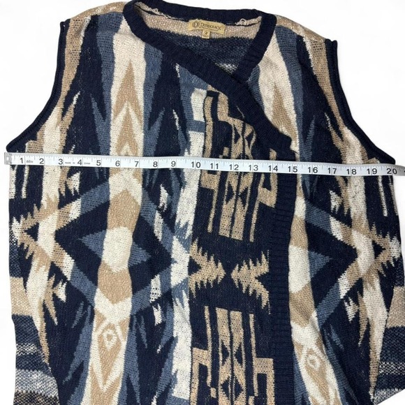 Democracy Women Medium Geometric Print Sleeveless Cardigan Sweater Vest Boho - Picture 7 of 7